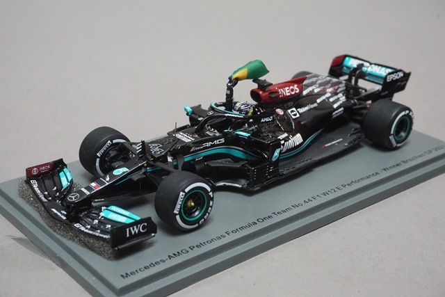 1/43 スパーク S7710 メルセデス AMG ペトロナス F1 チーム W12