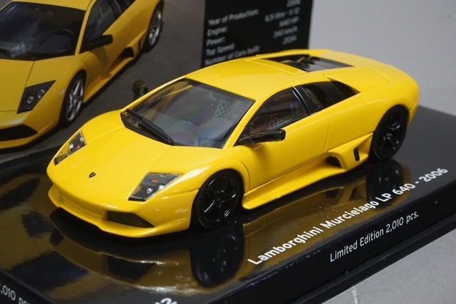 1/43 ミニチャンプス 436103920 ランボルギーニ ムルシエラゴ LP640