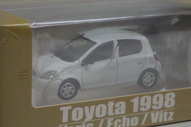 新品 64B0378 BMクリエイションズ 1/64 トヨタ ヤリス / エコー