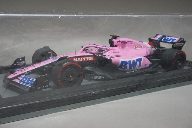 1/18 スパーク 18S752 アルピーヌ A522 BWT F1 チーム 9th バーレーン