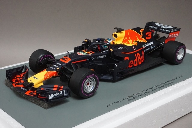 スパークRed Bull RB14 #3モナコ優勝2018 1/18 スパーク 18S351 アストンマーティン レッドブルレーシング タグ