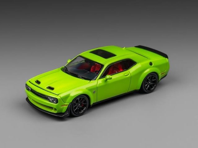 予約 Stance Hunters 1/64 ダッジ Dodge SRT Hellcat グリーン