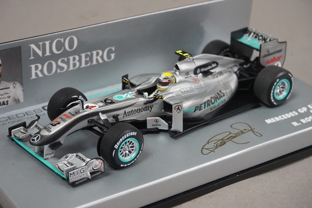 1/43 ミニチャンプス 410100004 メルセデス GP F1 チーム MGP W01 2010