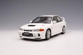  M84003 ⡼إå 1/18 ɩ Lancer Evolution IV. 󥵡ܥ塼 Scotia White