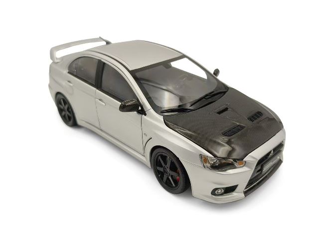 新品 VT18002 VIAT MODEL 1/18 三菱 Lancer Evolution ランサー