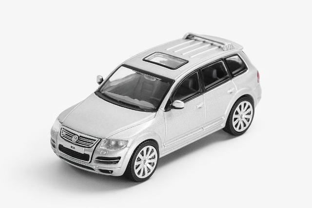 オフロードミニカー 2台セット Amazon.co.jp: ミニカー 1/14 2.4G 6WDの毎時20キロRcの車オフ