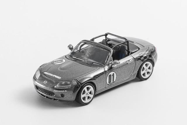 マツダMX-5 ロードスター　1/32 14cm 幌取り外し可能 並行輸入品】 1/32 マツダ MX-5 ミニカー ダイキャスト
