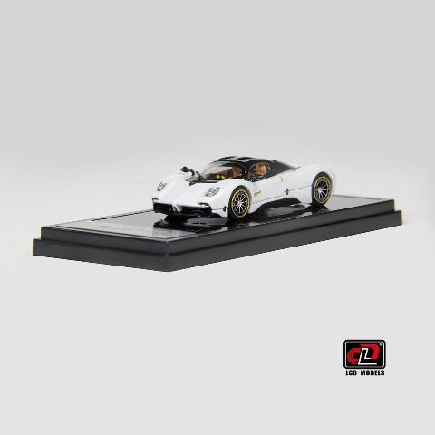 新品 LCD64039C LCD 1/64 パガーニ ウトピア Pagani Utopia White