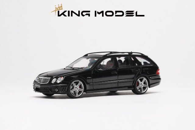 予約 King Model 1/64 メルセデス ベンツ Benz E63AMG Travel Version