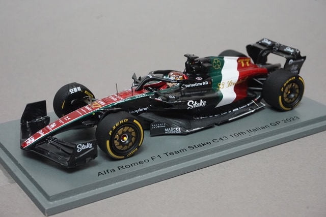 1/43 スパーク S8932 アルファロメオ F1チーム Stake C43 イタリアGP