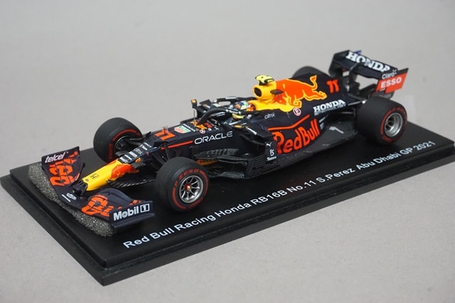 1/43 スパーク SCS222 鈴鹿サーキット特注 レッドブルレーシング