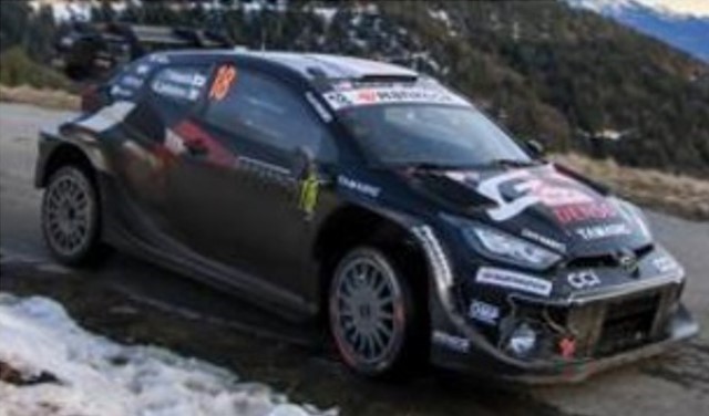 新品 S6892 スパーク 1/43 トヨタ TOYOTA GR Yaris Rally1 No.18