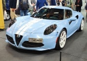 ͽ P18261B BBR 1/18 ե ᥪ Alfa Romeo 4C Competizione Light blue ꥢդ