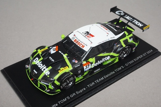 1/43 スパーク SGT160 トヨタ デロイト トムス GRスープラ GT500