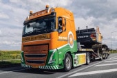 ͽ 01-4995 WSI 1/50  VOLVO Van der Vlist VOLVO FH5 GLOBETROTTER ELECTRIC 4X2 SEMI LOW LOADER - 3 AXLE