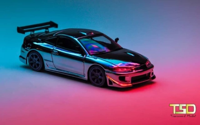 現品限り 未開封ミニカー 1/64  三菱 エクリプス autoworld 1/64 三菱 エクリプス GSX バージョンA 1991 マラネロ