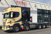 ͽ 01-4867 WSI 1/50  ˥ Autaa SCANIA R HIGHLINE CR20H RIGED FLATBED TRUCK 8X4 WITH FASSI 1100 + JIB