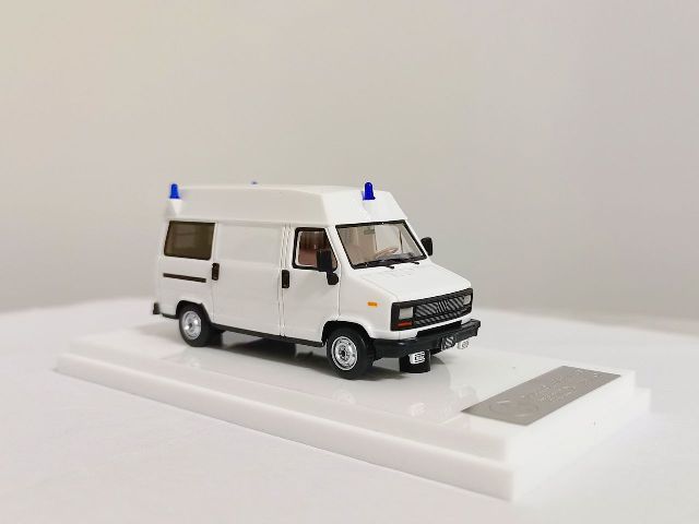 新品 THE ART OF MODEL 1/64 フィアット デュカート Fiat Ducato