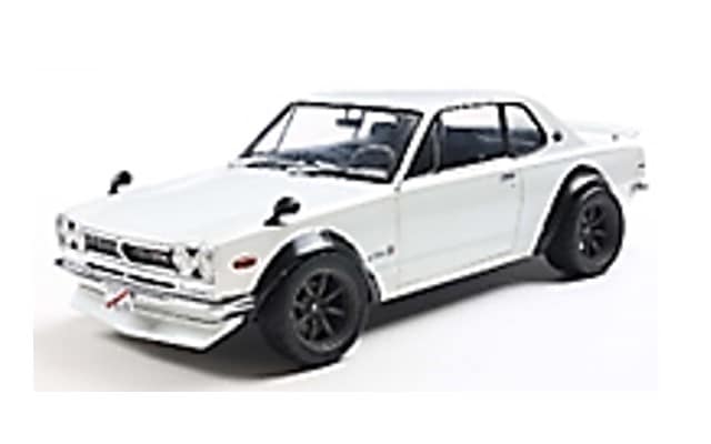 ハコスカ　日産　スカイライン　1/18 プラモデル ミニカー 1/18 日産 スカイライン 2000 GT-R KPGC110 シルバー