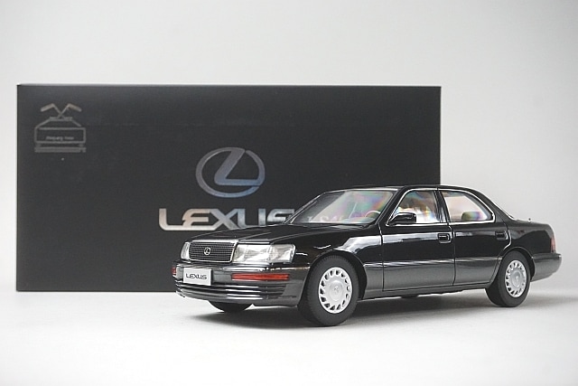 新品 8230811B XiaoGuang MODEL 1/18 レクサス LS400 1993
