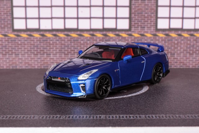 新品 M63513 モーターヘリックス 1/64 Nissan GT-R(R35) トラック