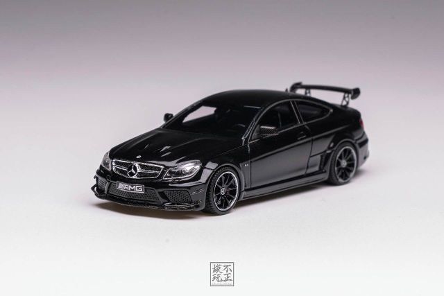 カーズ ターマックワークス 1/ 64 RWB 930 Southern Cross(T64-TL015-SC