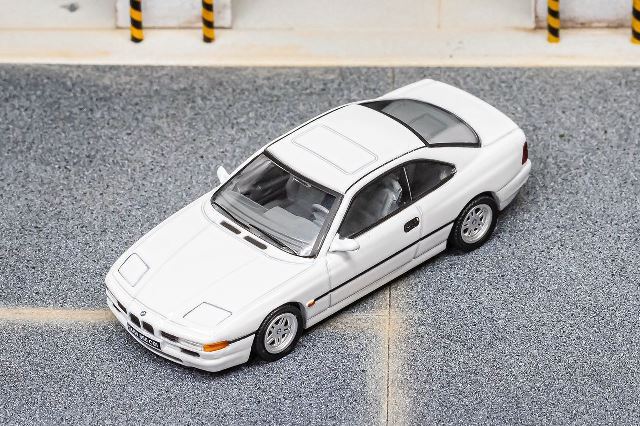 新品 LL-028-213 Shadow 1/64 BMW 850 CSi White(LHD), Boost