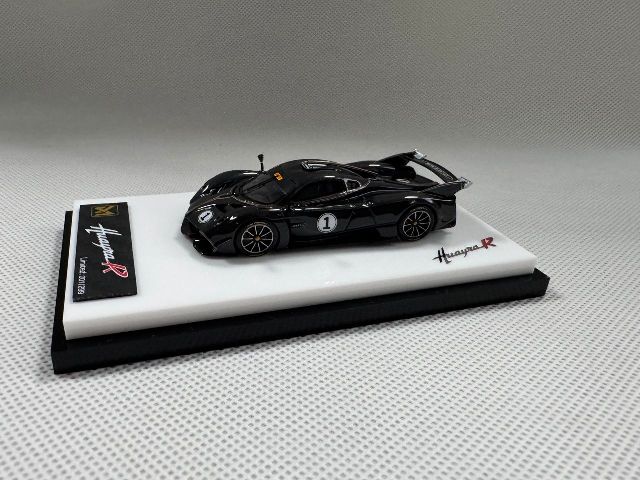 予約 DMY64005 DMY 1/64 パガーニ ウアイラ Pagani Huayr 