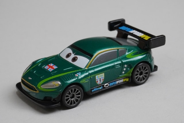カーズトミカ C-30 ナイジェルギアスリー トミカ C-30 カーズ ナイジェル・ギアスリー (スタンダード