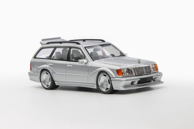 新品 Mortal 1/64 メルセデス ベンツ MERCEDES BENZ S124 T MODEII 新品 Mortal 1/64 メルセデス ベンツ MERCEDES BENZ S124 T MODEII