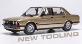 ͽ 18CMC184  1/18 BMW 520i (E28) 1987 ᥿å 