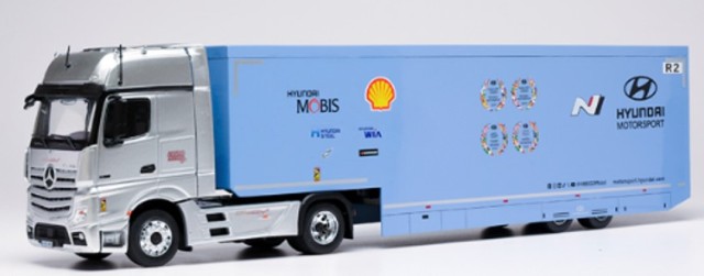 新品 TTR036 イクソ 1/43 メルセデス ベンツ アクトロス MP4 WRC