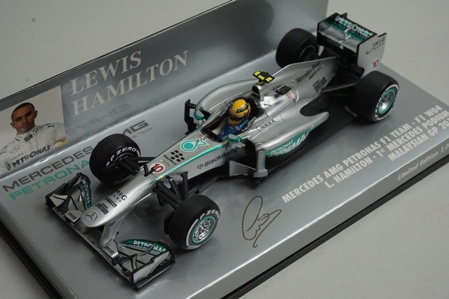 1/43 ミニチャンプス 410130110 メルセデスAMG ペトロナス F1チーム