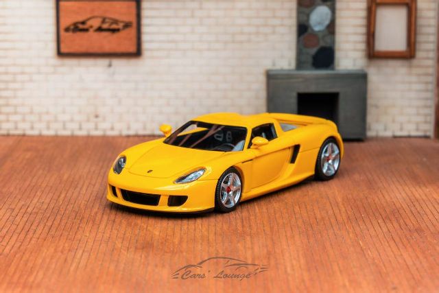 ポルシェ カレラ GT ミニカー 黄色 1/18 オートアート ポルシェ カレラ GT （イエロー） - ミニカー