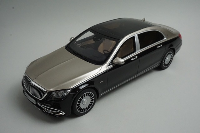 1/18 メルセデス　マイバッハ　57 ディーラー品　ミニカー 1/18 メルセデス マイバッハ 57 ディーラー品 ミニカー - メルカリ