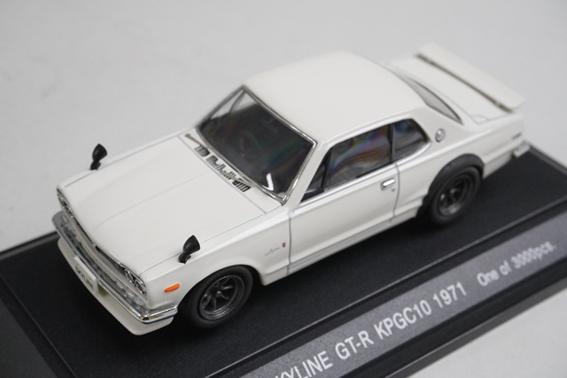 1/43 エブロ 43582 日産 スカイライン GT-R KPGC10 1971 ホワイト