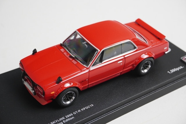 ミニカー 京商 日産 スカイライン 2000 GT-R (KPGC10) 1/18 ハコスカ