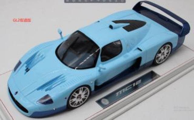 1/18 マセラティMC12 カスタム超希少車 ミニカー 美品】BBR 1/18 マセラティMC12 2004 - メルカリ