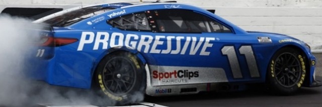 新品 LR330473 ライオネルレーシング 1/64 トヨタ PROGRESSIVE 2025
