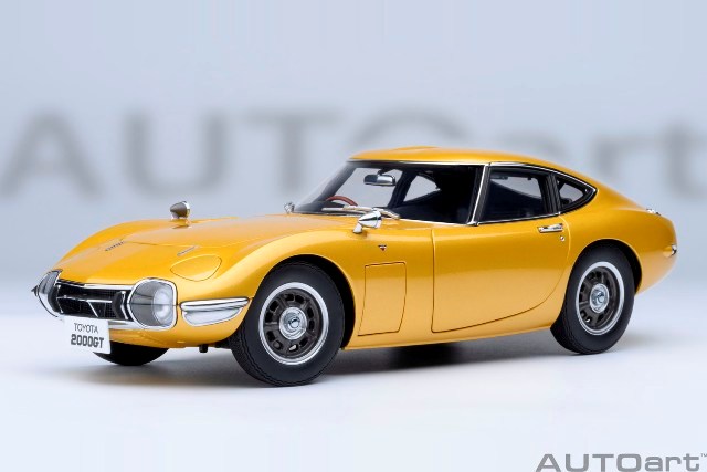 新品 79549 オートアート 1/18 トヨタ TOYOTA 2000GT 1967 ゴールド