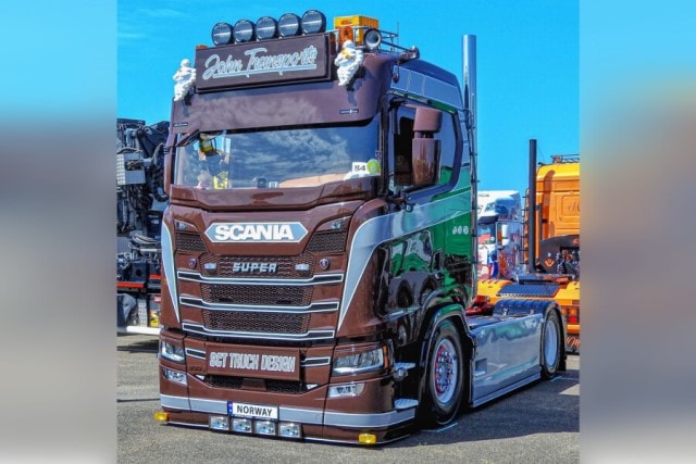 WSI Scania スカニア 1/50 予約 01-4962 WSI 1/50 John Transports SCANIA S NORMAL CS20N