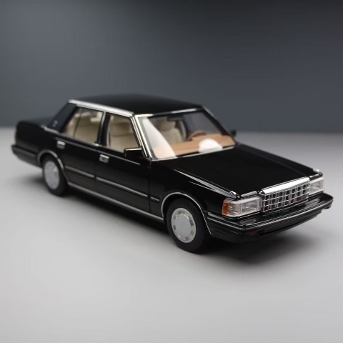 新品 8250612B-2 XiaoGuang MODEL 1/18 トヨタ クラウン MS122