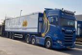 ͽ�� 01-4983 WSI 1/50   J. Jansen & Zonen SCANIA S HIGHLINE CS20H 6X2 TWIN STEER BELT TRAILER - 3 AXLE �����˥� S �ϥ��饤�� CS20H 6x2 �ĥ��󥹥ƥ� �٥�ȥȥ졼�顼 - 3��