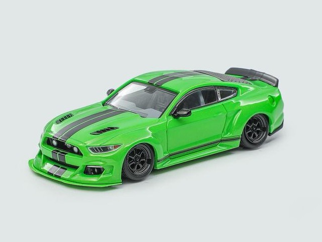 新品 Liberty 1/64 フォード マスタング Mustang Clinched widebody