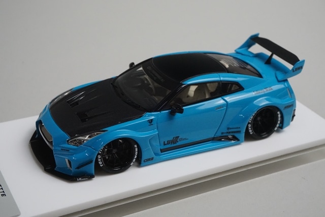 1/43 メイクアップ/アイドロン LB012D 日産 リバティーウォーク LB