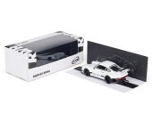 ����  Model Model 1/64 RWB 930 White