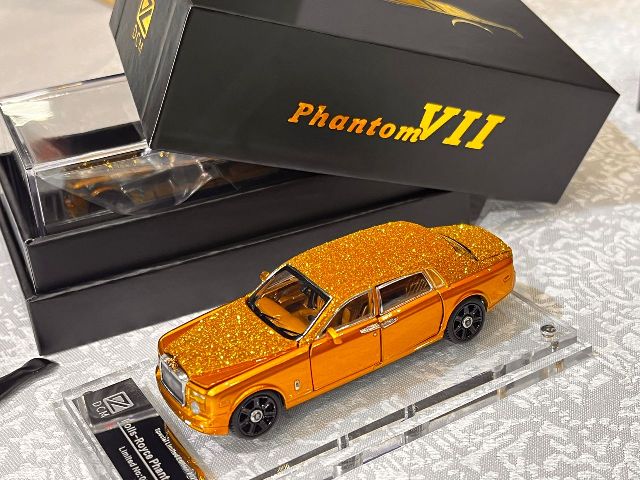 予約 DCM 1/64 ロールス ロイス ファントム Rolls-Royce Phantom GOLD