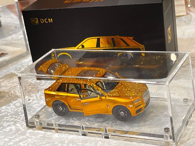 予約 DCM 1/64 ロールス ロイス カリナン Rolls-Royce Cullinan GOLD