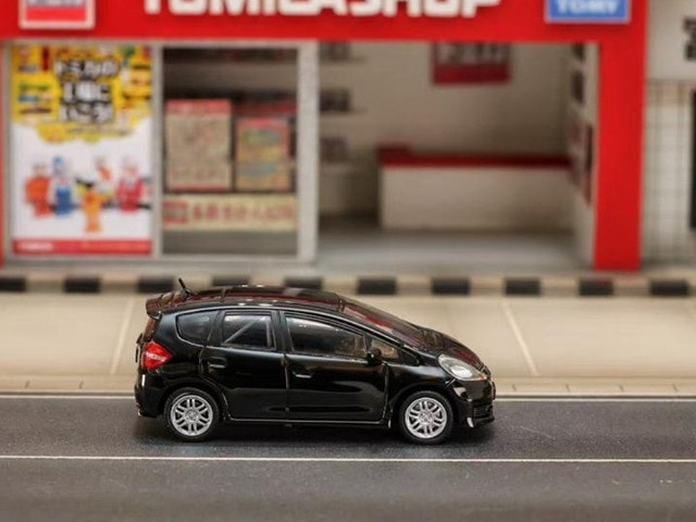予約 SW Street Weapon 1/64 ホンダ フィット Honda JAZZ GE8 RS Black