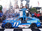 ���� LR335744 �饤���ͥ�졼���� NASCAR CUP 1/64 PROGRESSIVE 2025 �ȥ西 ����� XSE �ǥˡ����ϥ��� #11 